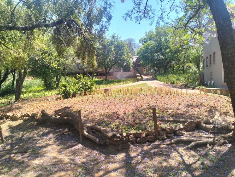 4 Bedroom Property for Sale in Zoutpansdrift A H North West